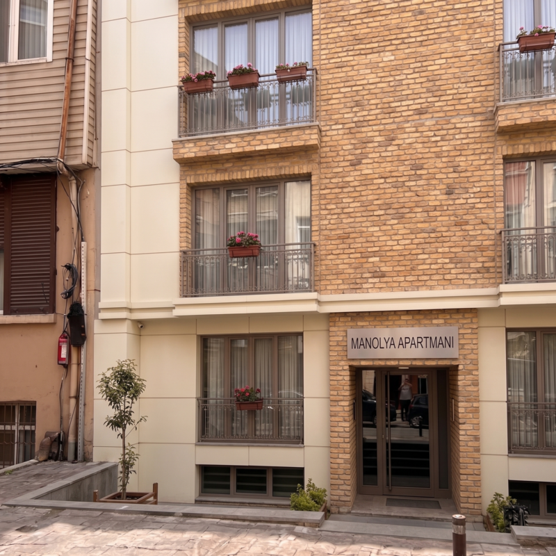 Manolya Apartmanı duvar cephesi